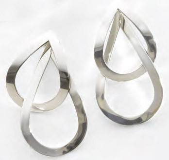 Victoria Silver color earrings