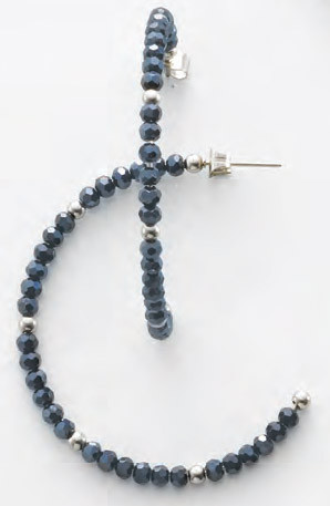 Victoria Silver coloured blue earring with beads