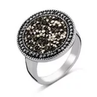Victoria Silver-colored ring with black stone